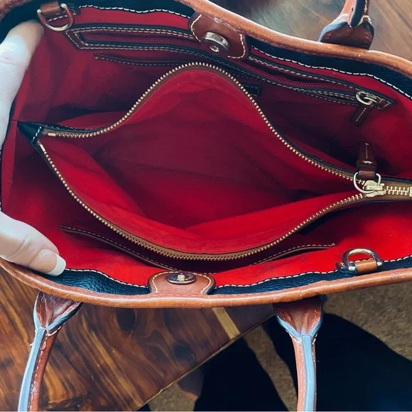 🖤 Dooney & Bourke Black and Brown Leather Purse.🖤 - Picture 7 of 12